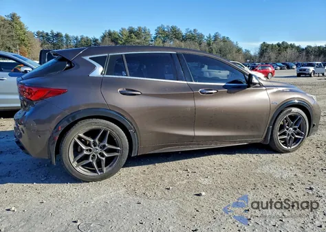 2017 Infiniti Qx30 Base z USA, uszkodzony, nr VIN SJKCH5CP3HA025165